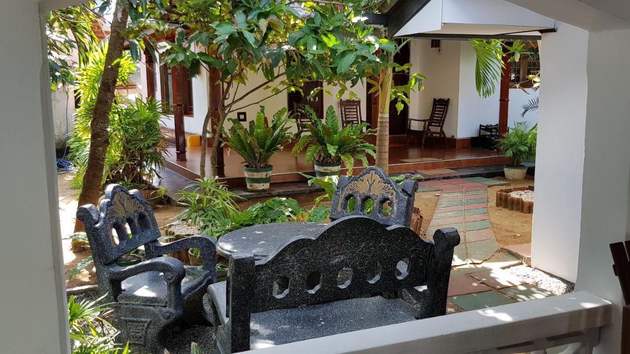 Bandulas Beach House Hikkaduwa Zewnętrze zdjęcie