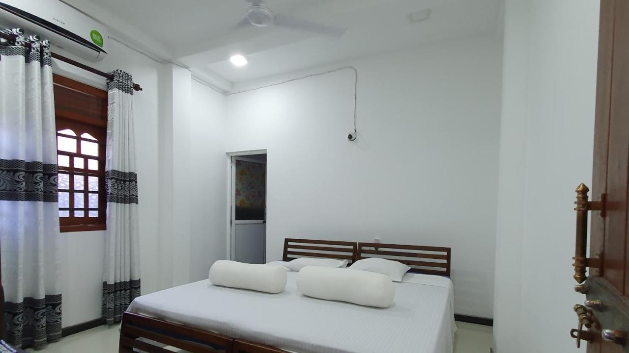 Bandulas Beach House Hikkaduwa Zewnętrze zdjęcie